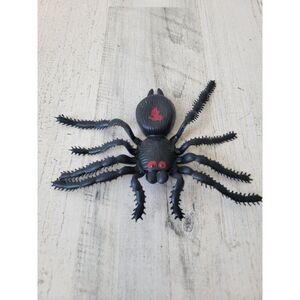 Tarantula rubber red eye Halloween scary spider bug